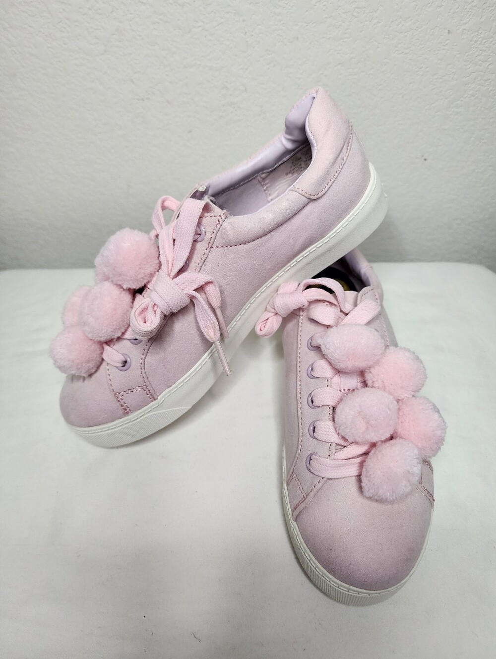 Circus By Sam Edleman Women's Pink Sneakers With Pom Poms Size 6.5 US NWOT